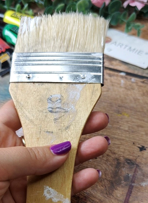 Kako naslikati portret kistom + savjeti za netradicionalne površine za slikanje