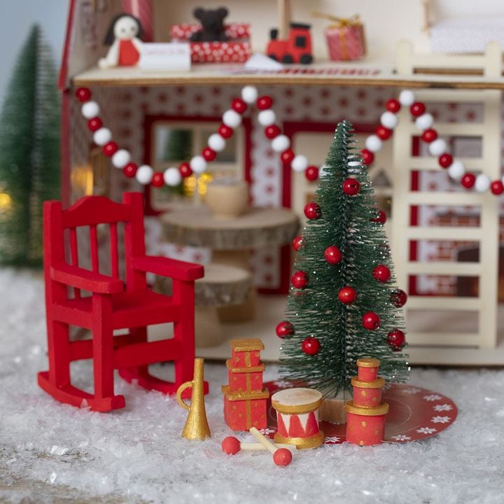 Mini drveni ukrasi - Novogodišnji set od 9 kom