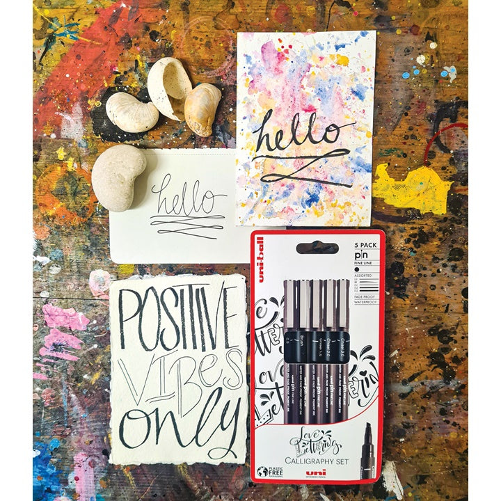 Set UNI PIN markera fineliner Love Lettering 5 kom
