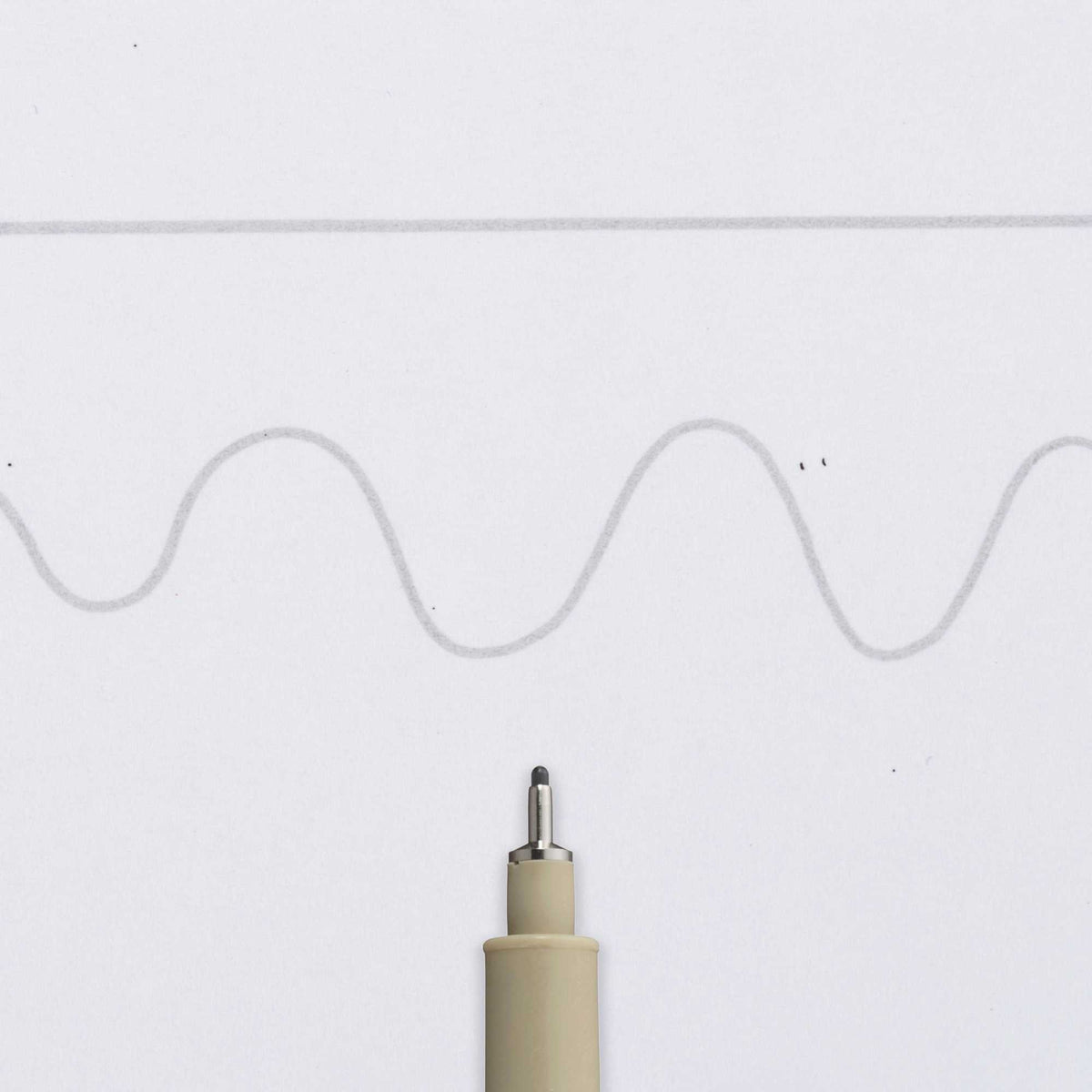 Tehničko pero Sakura Pigma Micron 08 fineliner 0,50 mm – svijetlo siva