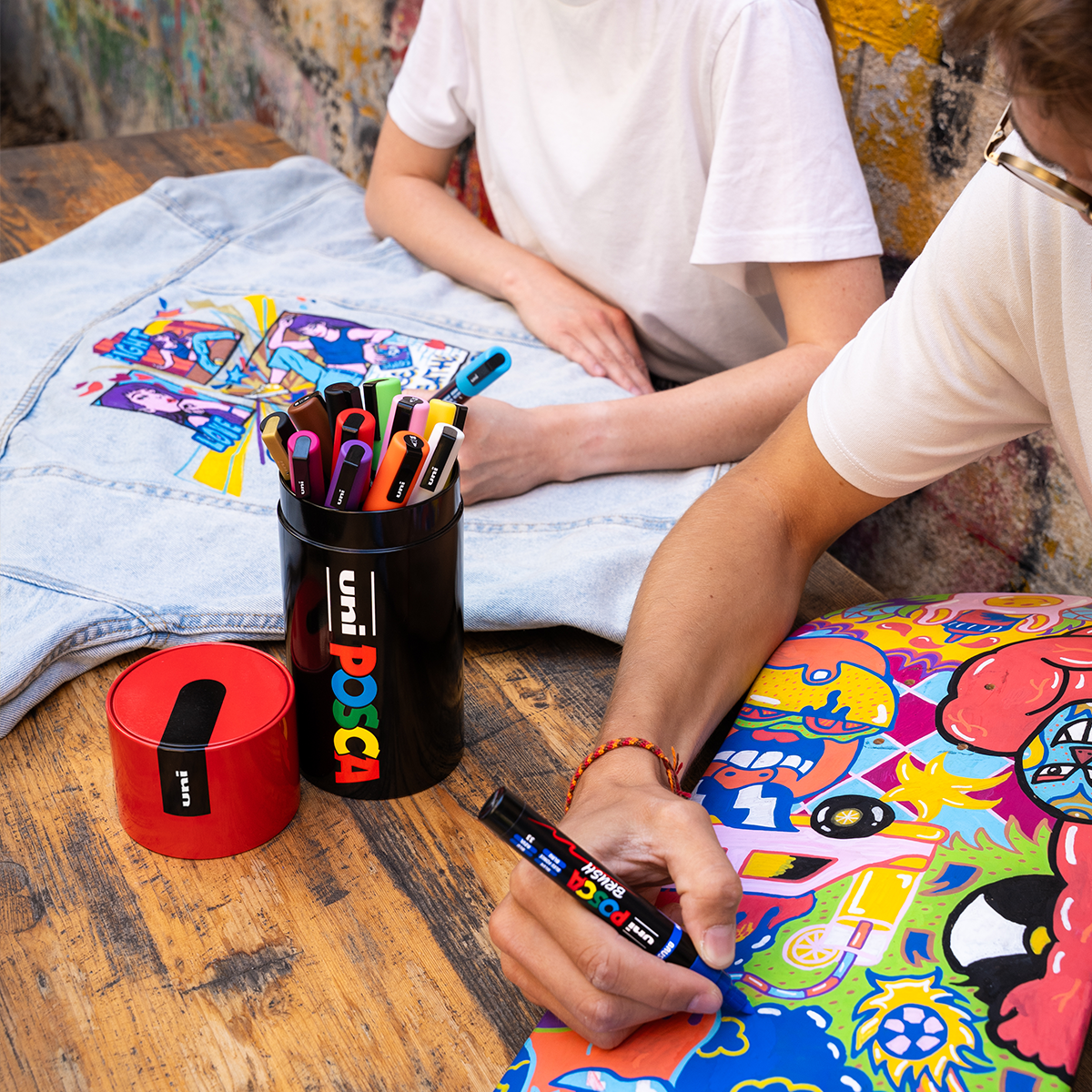 Posca kombinirani set markera u limenoj kutiji – 13 kom (PC-3M, PC-5M, PC-5BR)